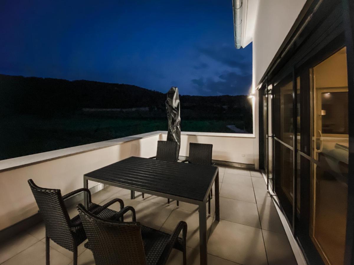 Wunderschoene Helle Wohnung Mit Grosser Dachterrasse Gottmadingen Buitenkant foto