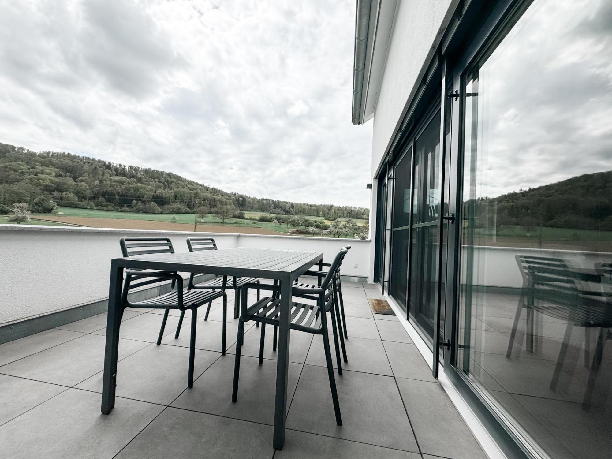 Wunderschoene Helle Wohnung Mit Grosser Dachterrasse Gottmadingen Buitenkant foto