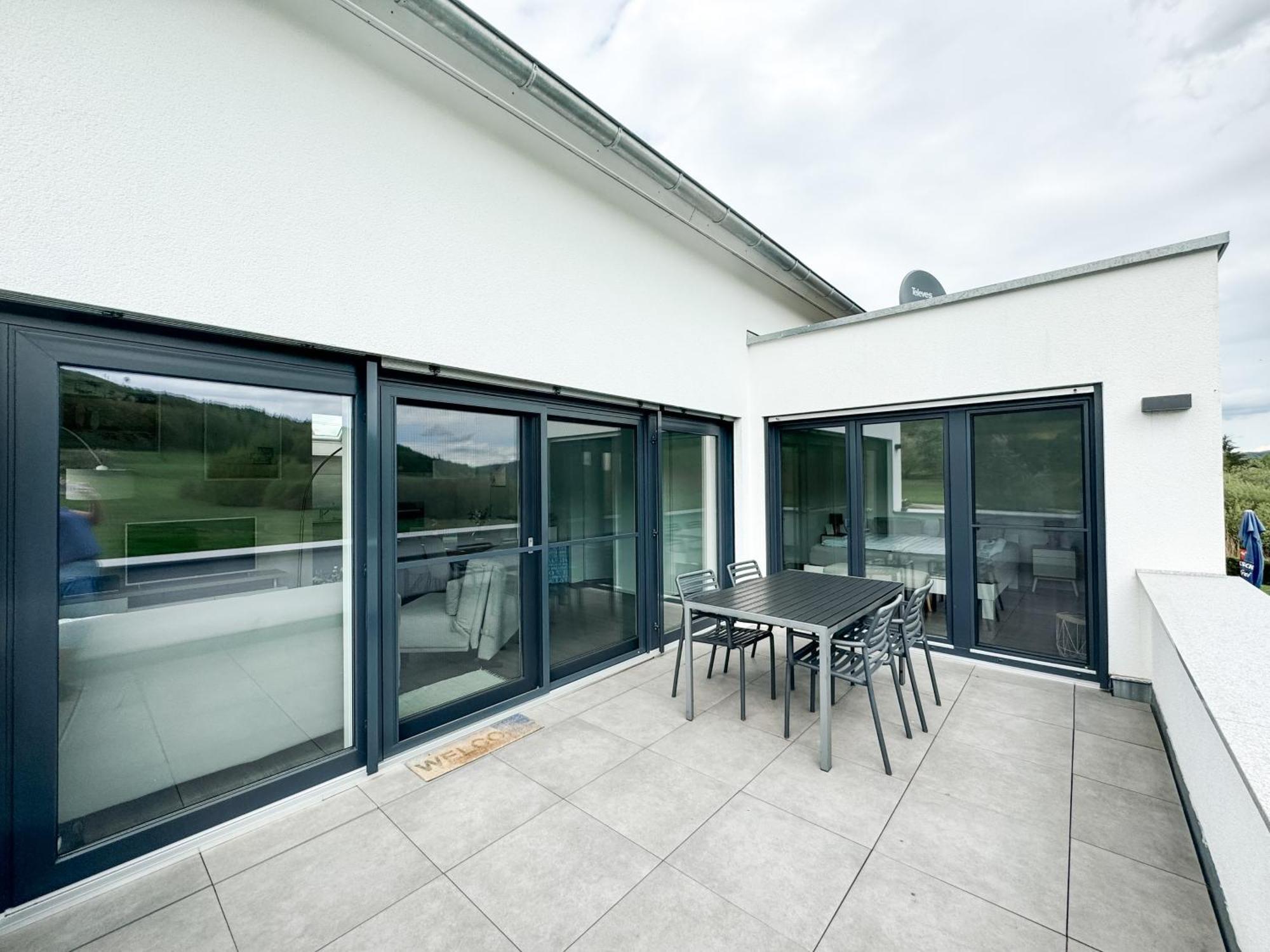 Wunderschoene Helle Wohnung Mit Grosser Dachterrasse Gottmadingen Buitenkant foto